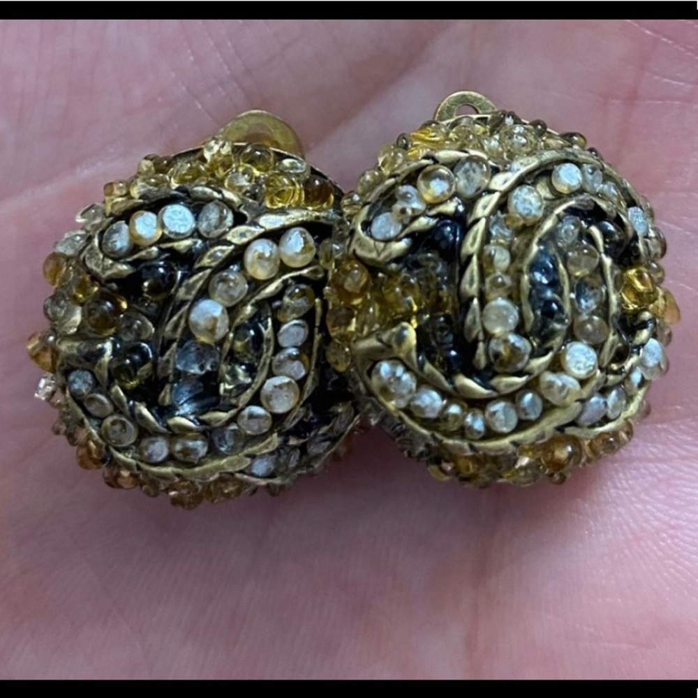 Authentic Chanel CC Round Clip Earring